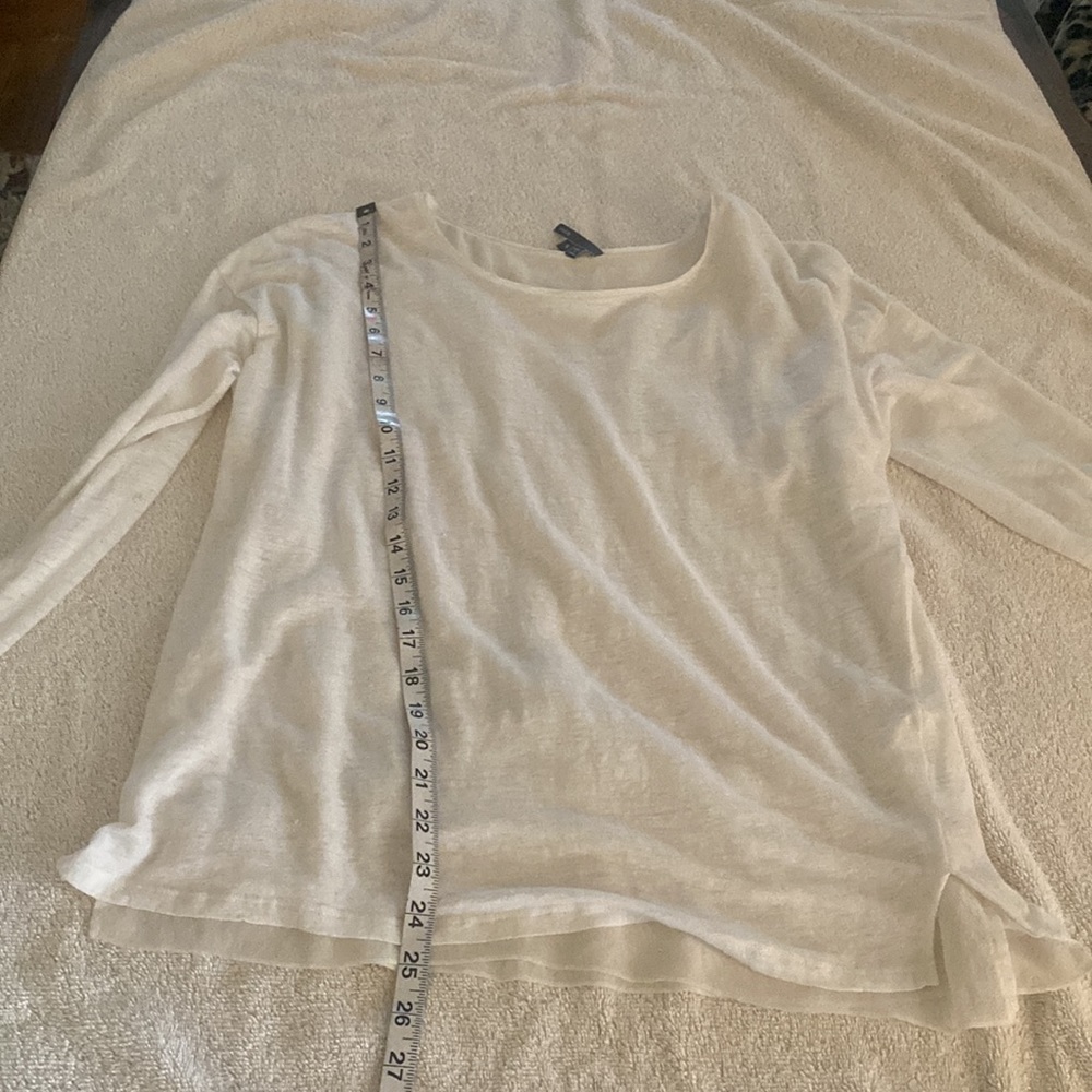 Vince 100% linen w/ silk bottom stunning crisp white blouse from Neiman Marcus - Picture 10 of 11